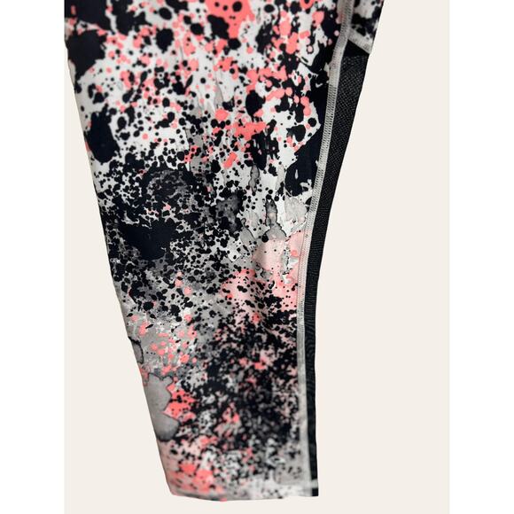 Fabletics Multicolor Gisella Capri Leggings Size S - Picture 4 of 8